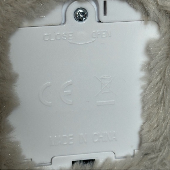 Spin Master Peek A Boo Furry Friends Talking Baby Elephant Plush 10" Tall - Picture 14 of 14